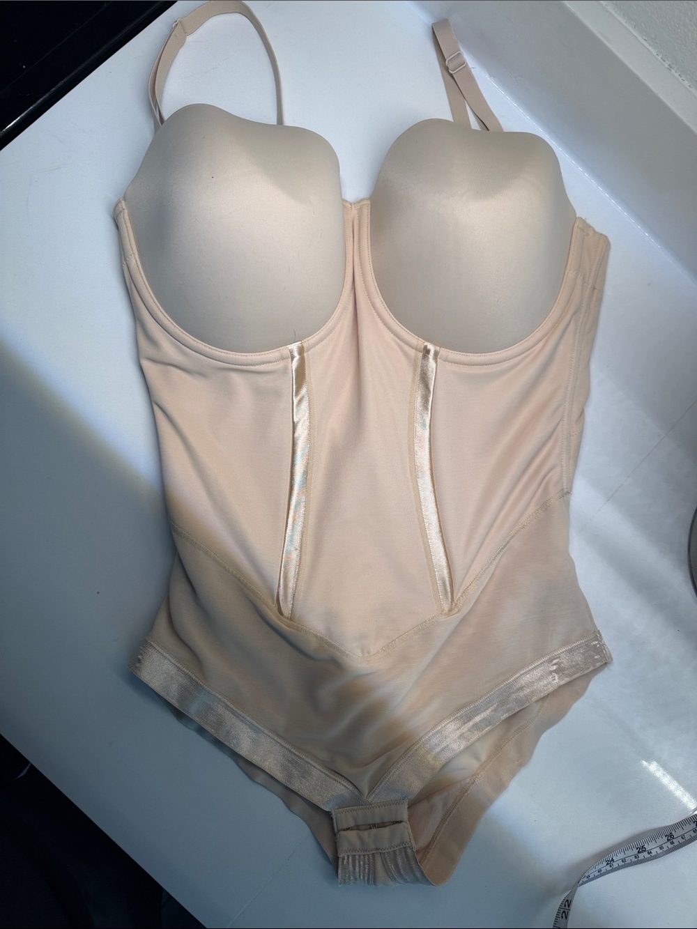 Maidenform Nude Strapless Shapewear Bodysuit with Removable Straps 38 DD